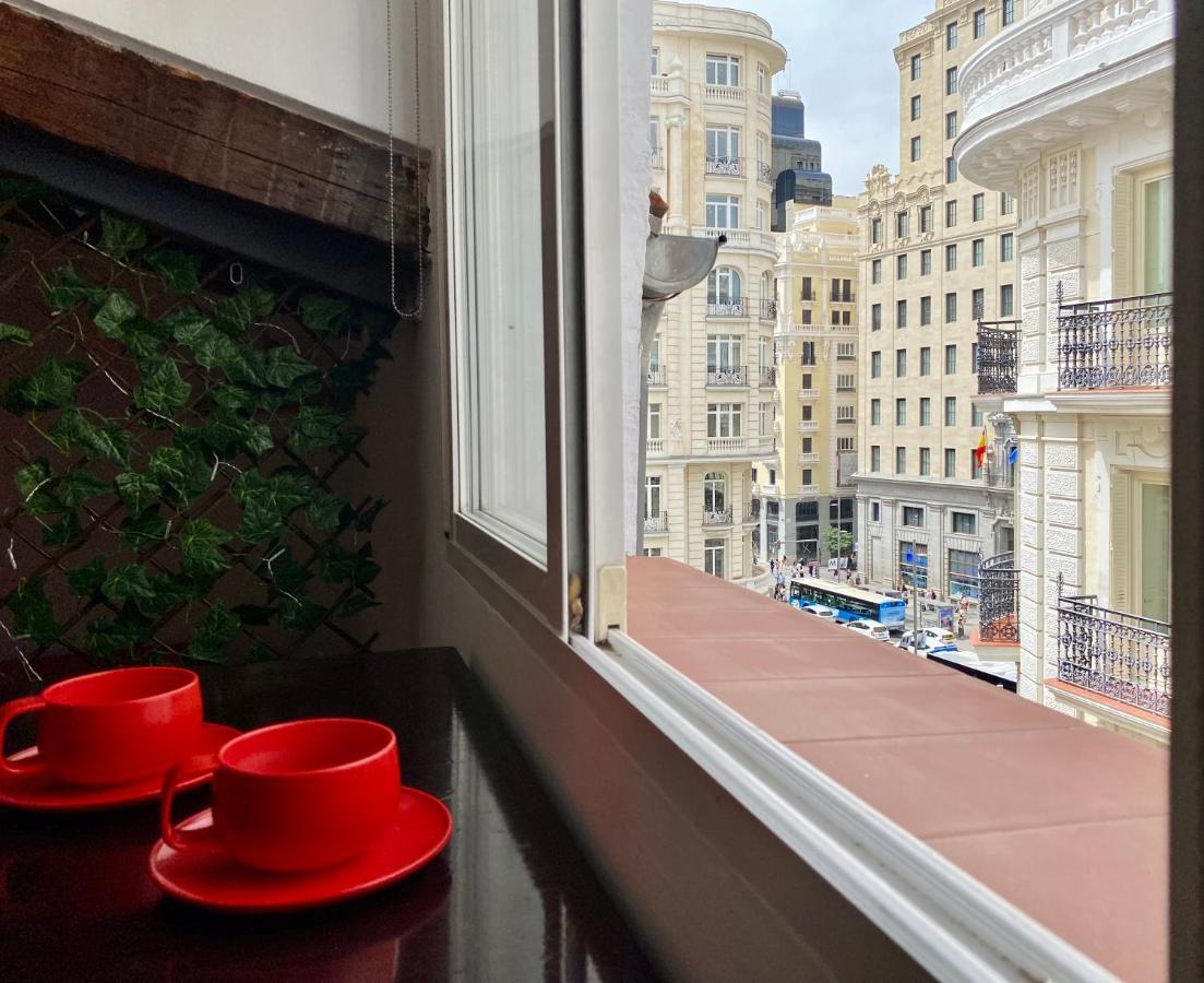 Apartament Charming Gran Via Attic Madryt Zewnętrze zdjęcie